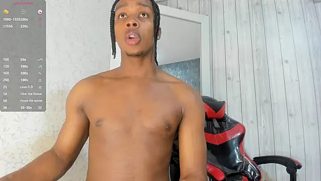 Snapshot of DominicSccott chatting on 11/15/25, 12:56 DominicSccott online show from 11/15/25, 12:56