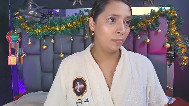  MiaBrown  online show from 12/20/25, 12:23