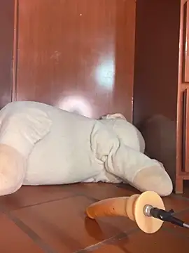 bella-lana2000 online show from 12/22/24, 09:09