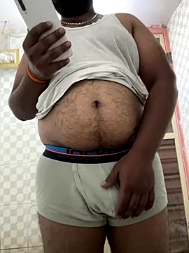 Snapshot of Honeydick7 chatting on 12/01/25, 05:12 Honeydick7 online show from 12/01/25, 05:12