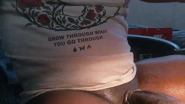 1curvegod1 online show from 04/08/26, 07:41