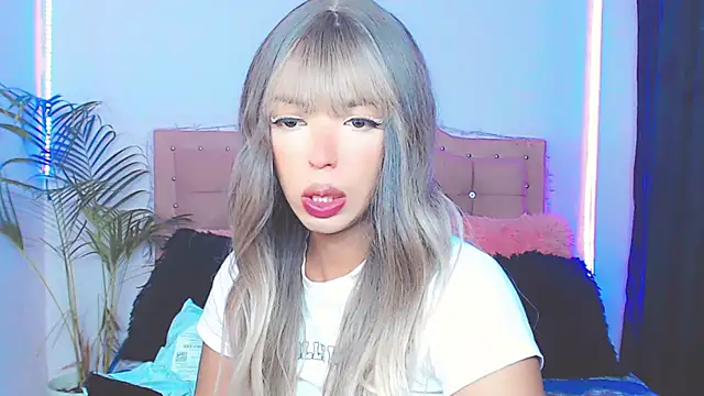 Snapshot of Tanedra_collings chatting on 01/11/25, 10:18 Tanedra collings online show from 01/11/25, 10:18