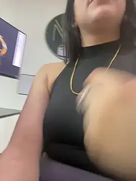 Nicollemays online show from 03/10/25, 12:04