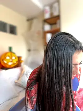 Nicollemays online show from 10/11/25, 03:10