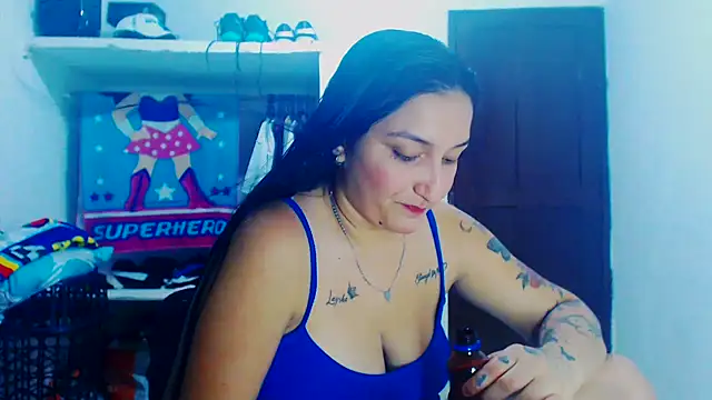 Snapshot of liz_dirty chatting on 03/19/25, 11:03 liz dirty online show from 03/19/25, 11:03