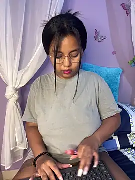 Aleja DANS online show from 04/19/26, 09:08