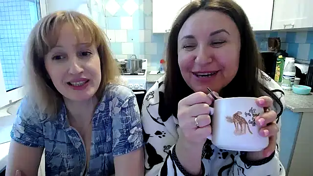 DonnaMagdalena online show from 01/14/25, 07:27