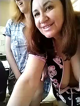 DonnaMagdalena online show from 01/22/25, 10:29