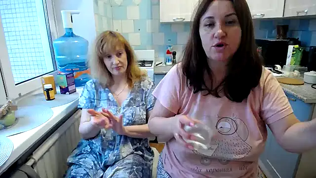 DonnaMagdalena online show from 01/23/25, 07:54