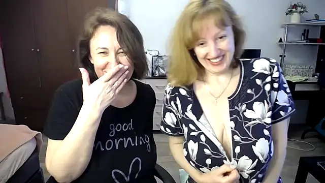 DonnaMagdalena online show from 03/24/26, 07:46