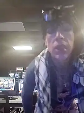 Snapshot of Oliveblackmen chatting on 02/03/25, 02:34 Oliveblackmen online show from 02/03/25, 02:34