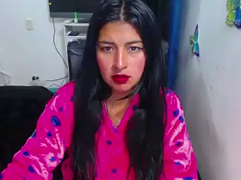 Yunhot  online show from 01/31/25, 06:13