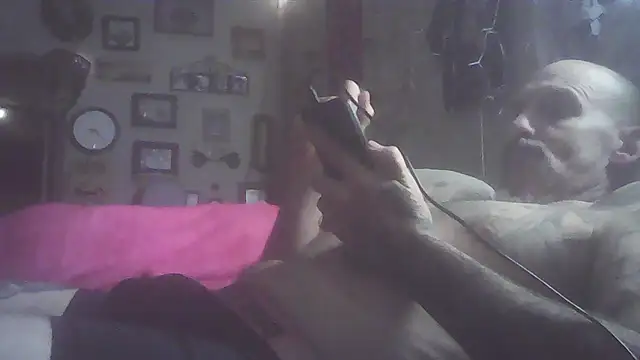 ClydeCan409 online show from 03/23/26, 03:21