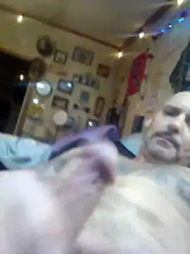 ClydeCan409 online show from 04/05/26, 03:20