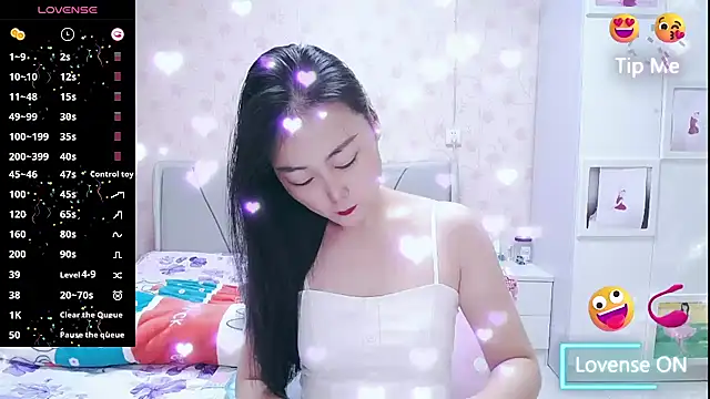 Elvira baby online show from 10/28/25, 02:48