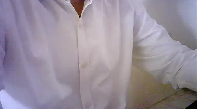 Snapshot of mrose8080 chatting on 01/12/25, 09:30 mrose8080 online show from 01/12/25, 09:30