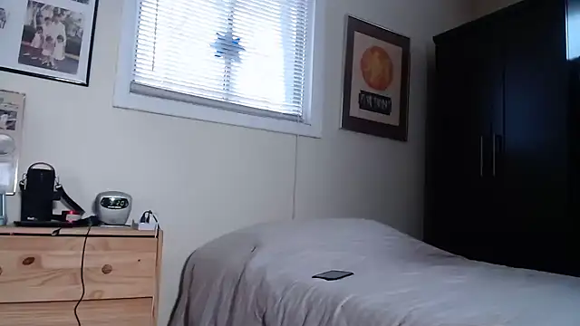 hottottrot691 online show from 02/16/25, 02:21