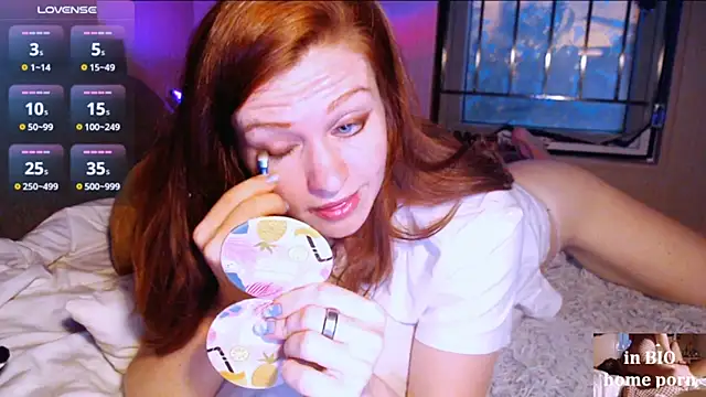 Snapshot of Cassie_Wild chatting on 03/06/25, 01:35 Cassie Wild online show from 03/06/25, 01:35