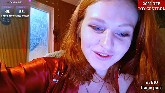 Snapshot of Cassie_Wild chatting on 09/21/25, 12:51 Cassie Wild online show from 09/21/25, 12:51