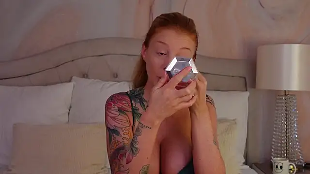 GingerEllis online show from 04/13/26, 03:56