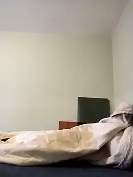 Snapshot of Alberna chatting on 12/14/25, 08:52 Alberna online show from 12/14/25, 08:52