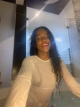 Tina Rouse2 online show from 01/04/25, 05:26