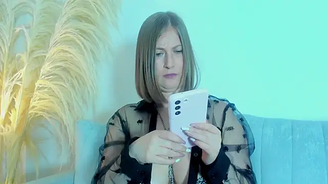 Snapshot of allison_01stone chatting on 10/15/25, 10:54 allison 01stone online show from 10/15/25, 10:54