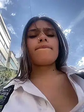 Tiffanysurez  online show from 02/07/25, 07:06