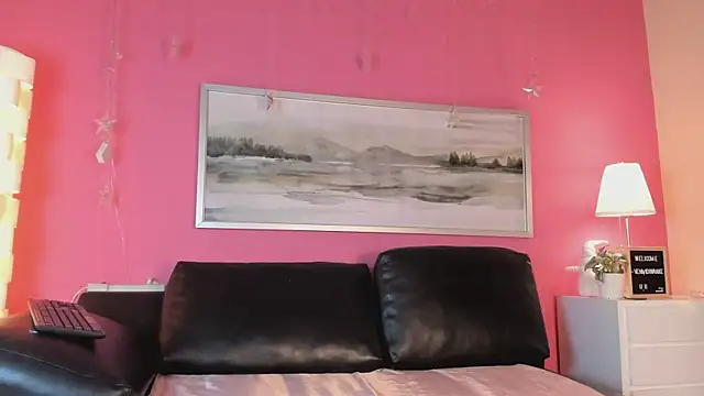 Tiffanysurez  online show from 03/13/25, 07:06