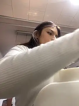 Tiffanysurez  online show from 03/13/26, 12:56