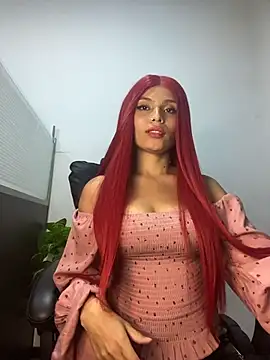 Tiffanysurez  online show from 06/30/26, 11:28