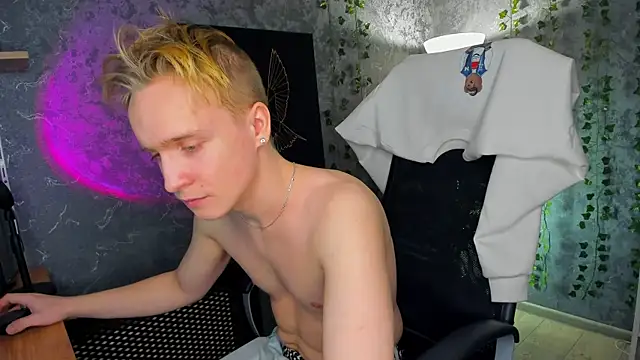 AlexxSweet online show from 01/24/25, 08:55