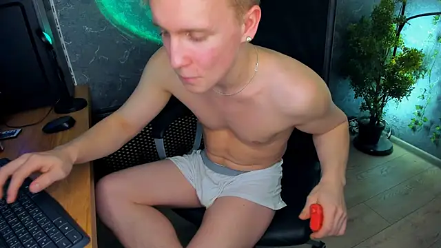 Snapshot of AlexxSweet chatting on 01/25/25, 03:41 AlexxSweet online show from 01/25/25, 03:41