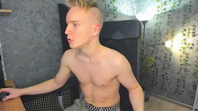 AlexxSweet online show from 02/03/25, 07:29