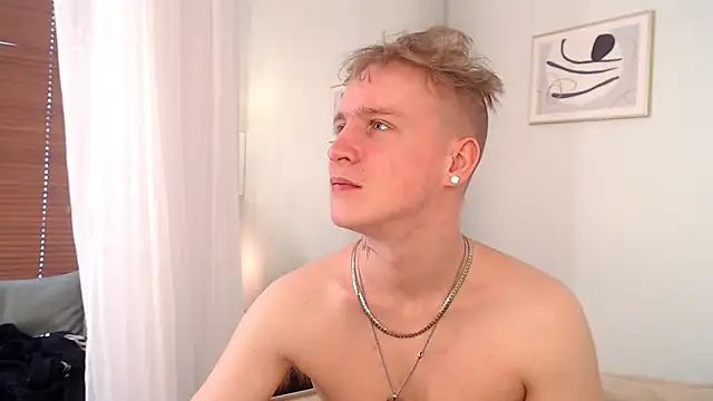 AlexxSweet online show from 05/10/26, 06:07