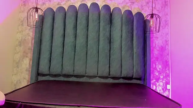 nalalye cruzz  online show from 09/10/25, 03:17