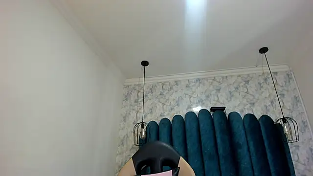 nalalye cruzz  online show from 02/07/26, 02:48