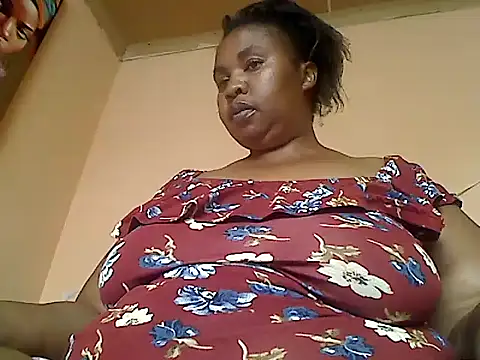 Snapshot of ZOQULUx chatting on 12/17/24, 08:23 ZOQULUx online show from 12/17/24, 08:23