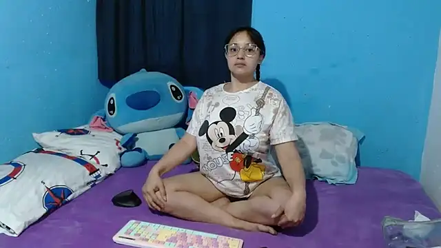 Snapshot of clarisse69 chatting on 03/20/25, 10:51 clarisse69 online show from 03/20/25, 10:51