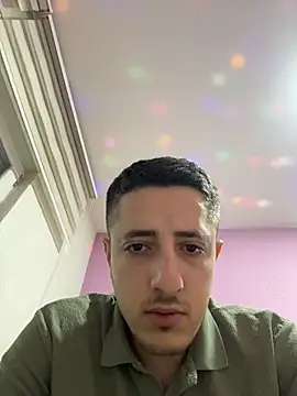 WhiteeMen online show from 12/01/25, 10:04