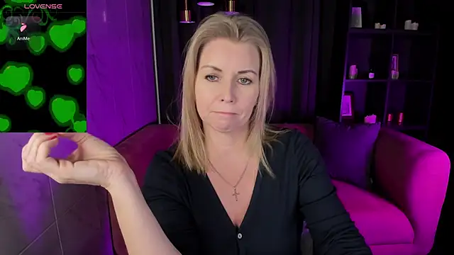 Annie Light online show from 01/30/25, 11:44