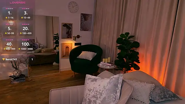 Annie Light online show from 05/14/26, 06:42