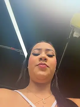 Snapshot of Luisa_Fernandaa chatting on 02/24/26, 06:39 Luisa Fernandaa online show from 02/24/26, 06:39