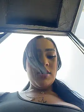 Luisa Fernandaa online show from 03/26/26, 07:41