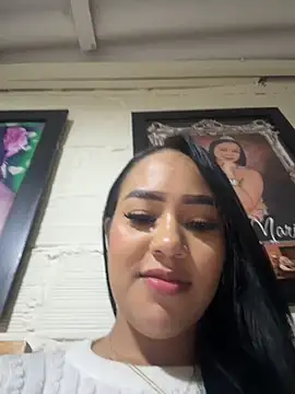 Luisa Fernandaa online show from 04/07/26, 12:33