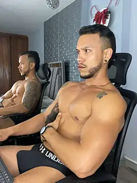 ARON TAYLER01 online show from 12/13/24, 03:32