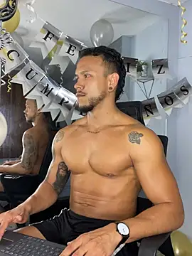 ARON TAYLER01 online show from 02/25/25, 05:04