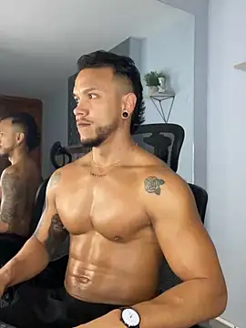 ARON TAYLER01 online show from 03/04/25, 12:33