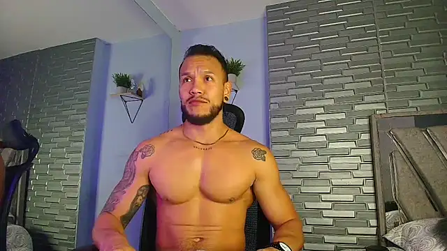 ARON TAYLER01 online show from 02/18/26, 10:33