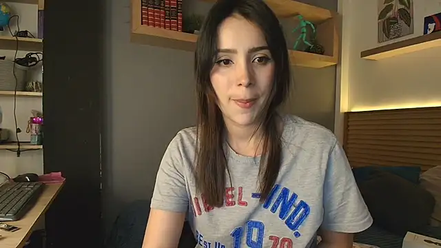 Snapshot of alicewilloww chatting on 10/10/25, 09:14 alicewilloww online show from 10/10/25, 09:14